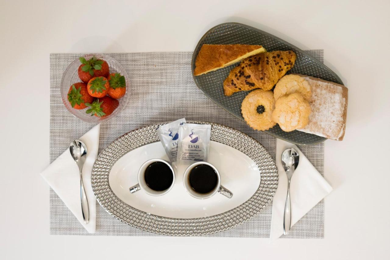 B&B OndeChic Cagliari Buitenkant foto